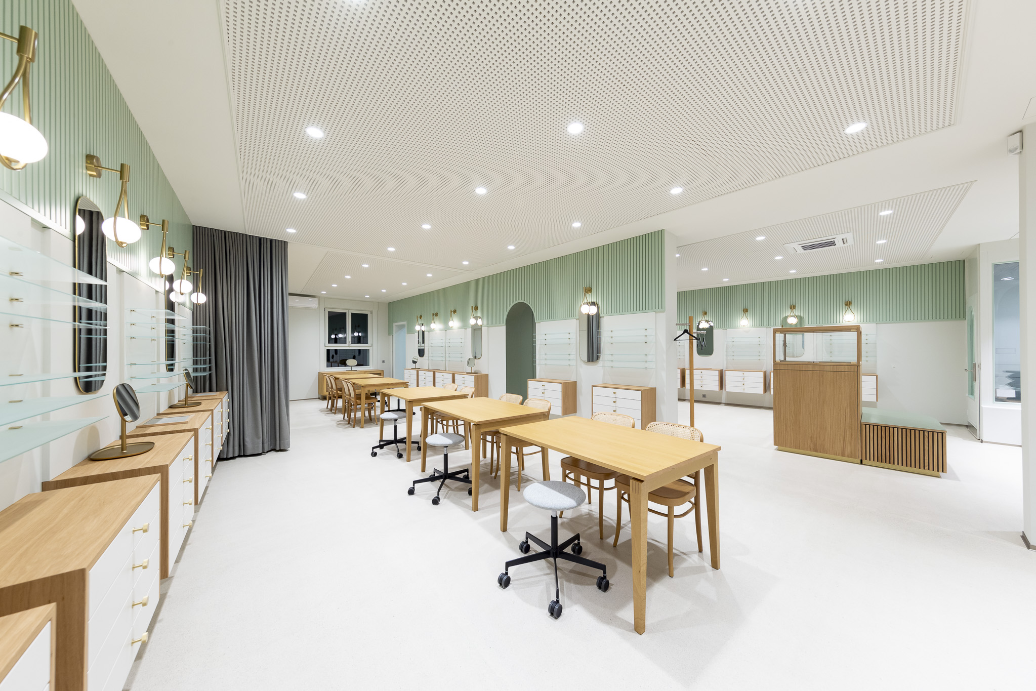 Urfer Optik Umbau Laden 01