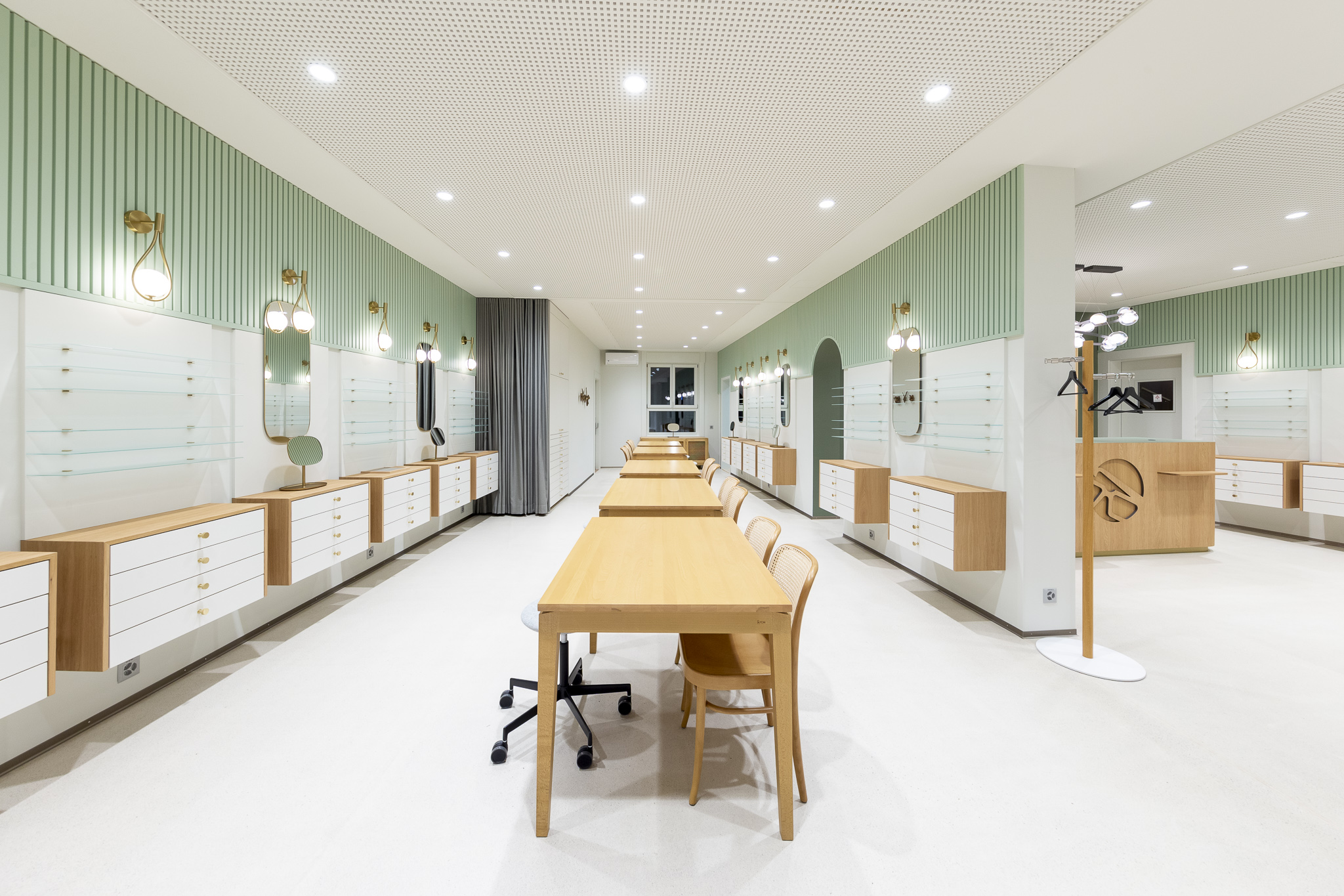 Urfer Optik Umbau Laden 02