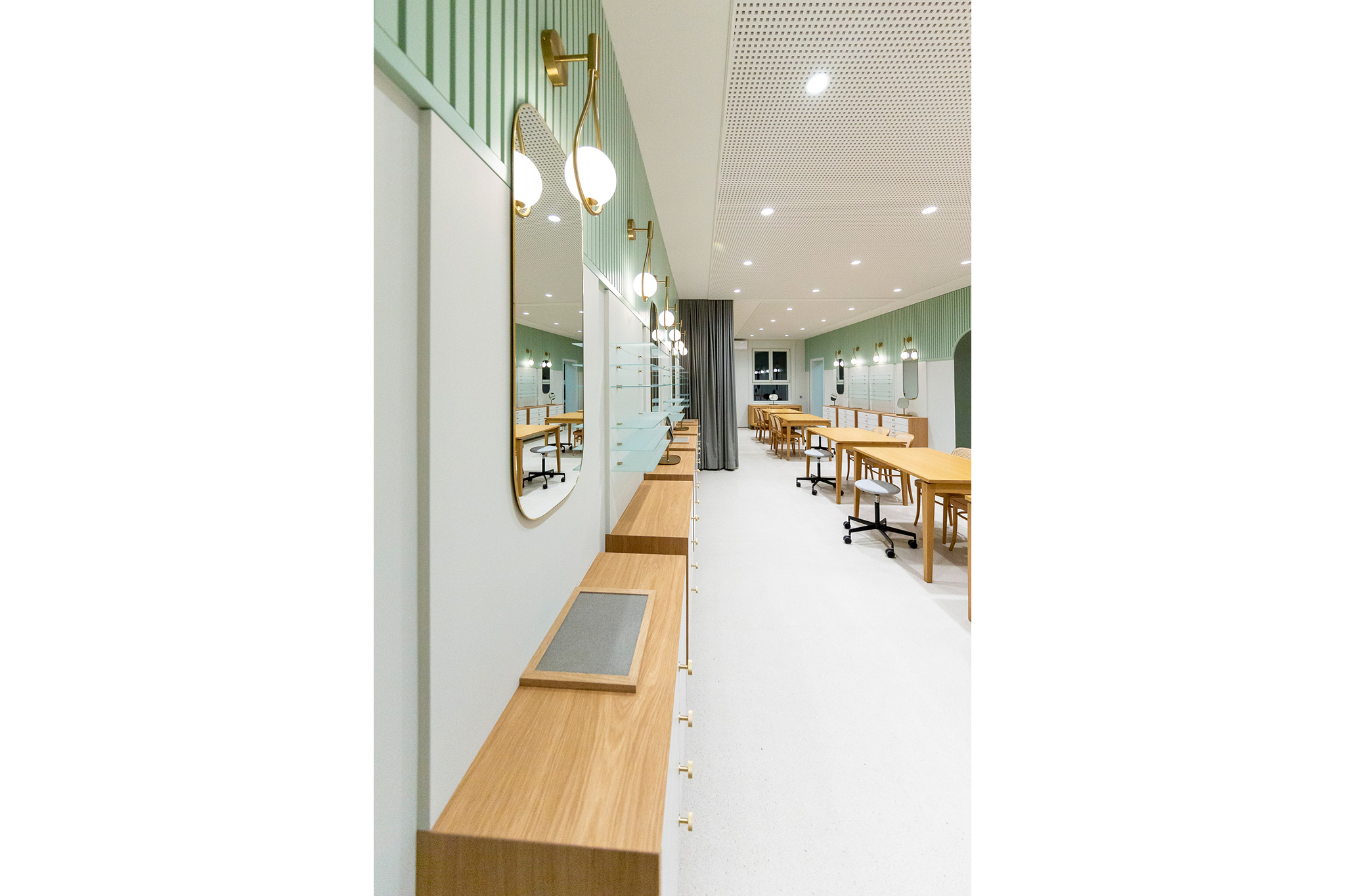 Urfer Optik Umbau Laden 18